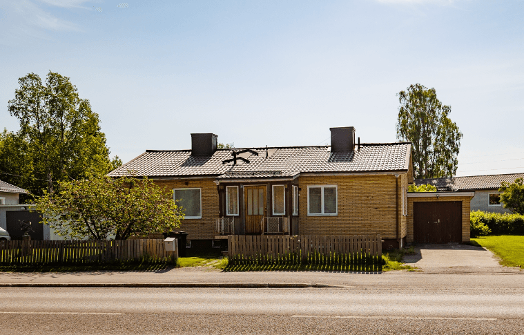 9-room house in Boden, Garnisonsgatan - image 1