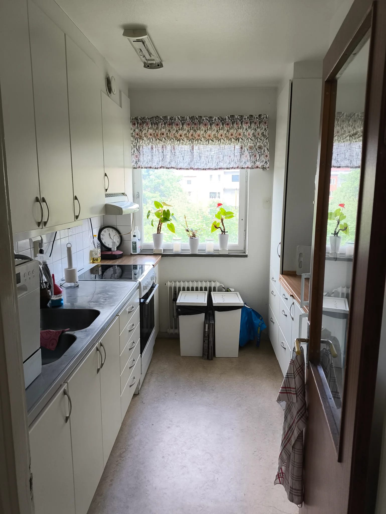 1-room apartment in Hässelby, Aprikosgatan - image 4