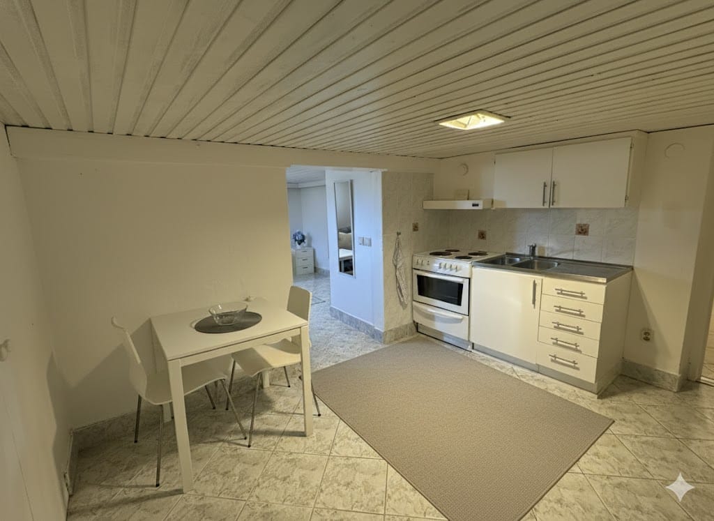 2-room apartment in Malmö, Botildenborgsvägen - image 1