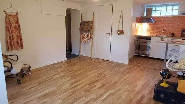 1-room apartment in Älvsjö, Sjättenovembervägen - image 3